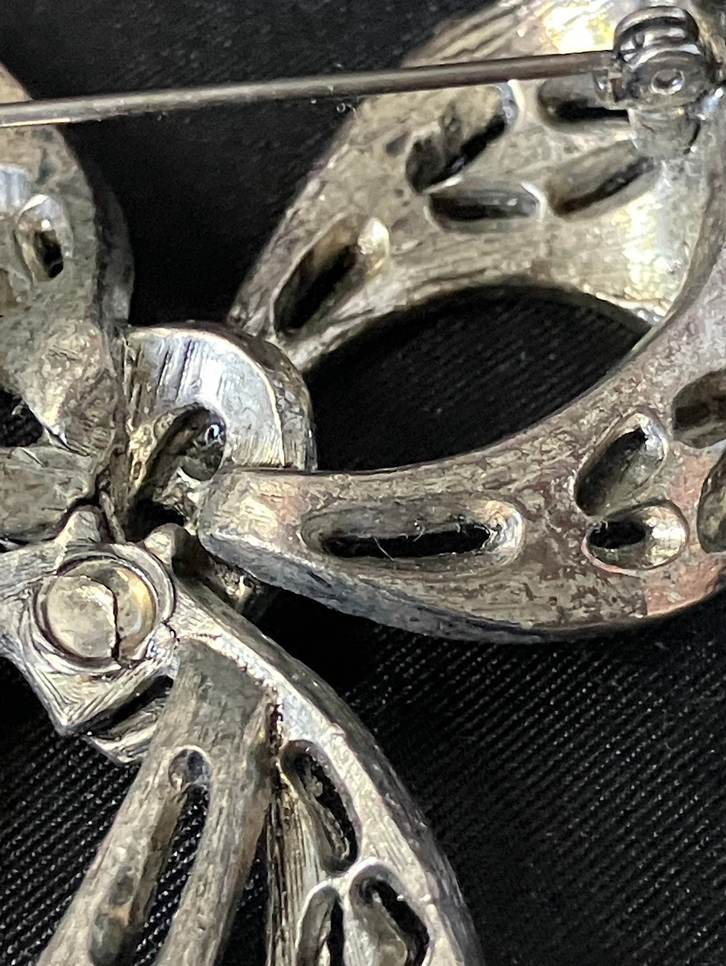 Vintage Metal Bow Brooch Faux Marcasite Style Knotted Ribbon Pin 3″