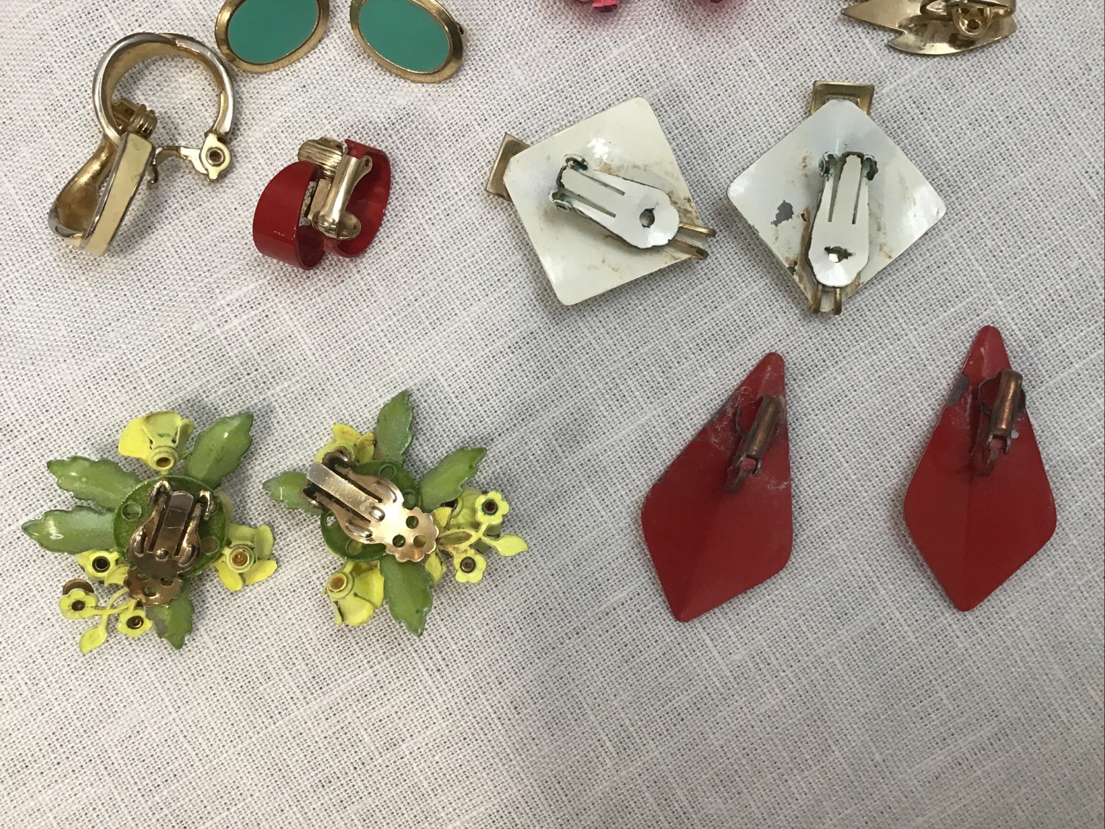 Vtg Clip On 13 Pair Metal Earring Lot 60’s 70’s 80’s Retro Funky Monet Trifari