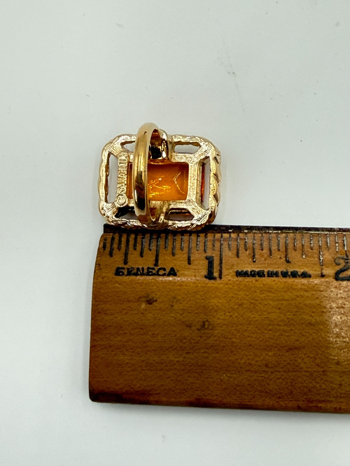 SARAH COVENTRY Ring Wild Honey Cocktail Amber Glass Gold Tone 1970 Size 6