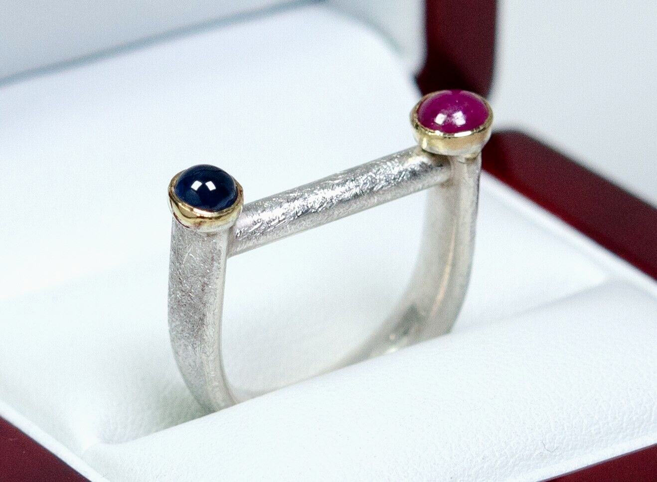 925 Silver/ 14K Gold – Vintage Designer Ring – 0.50 Ct Ruby – 0.35 Ct Sapphire