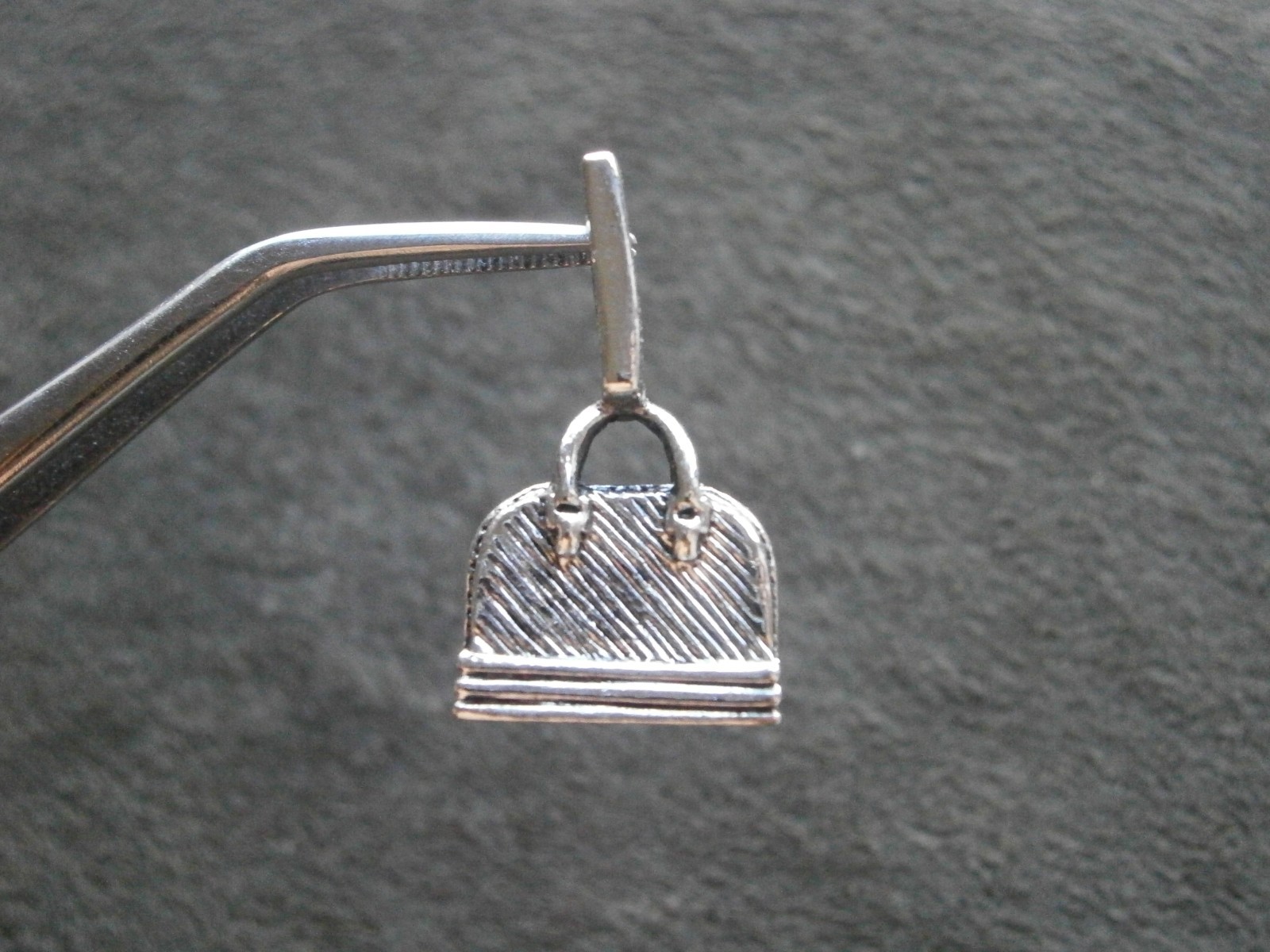 Handbag Purse Vintage Shiny Silvertone Bracelet Charm Pendant ~Large Bail ~ 4.5g
