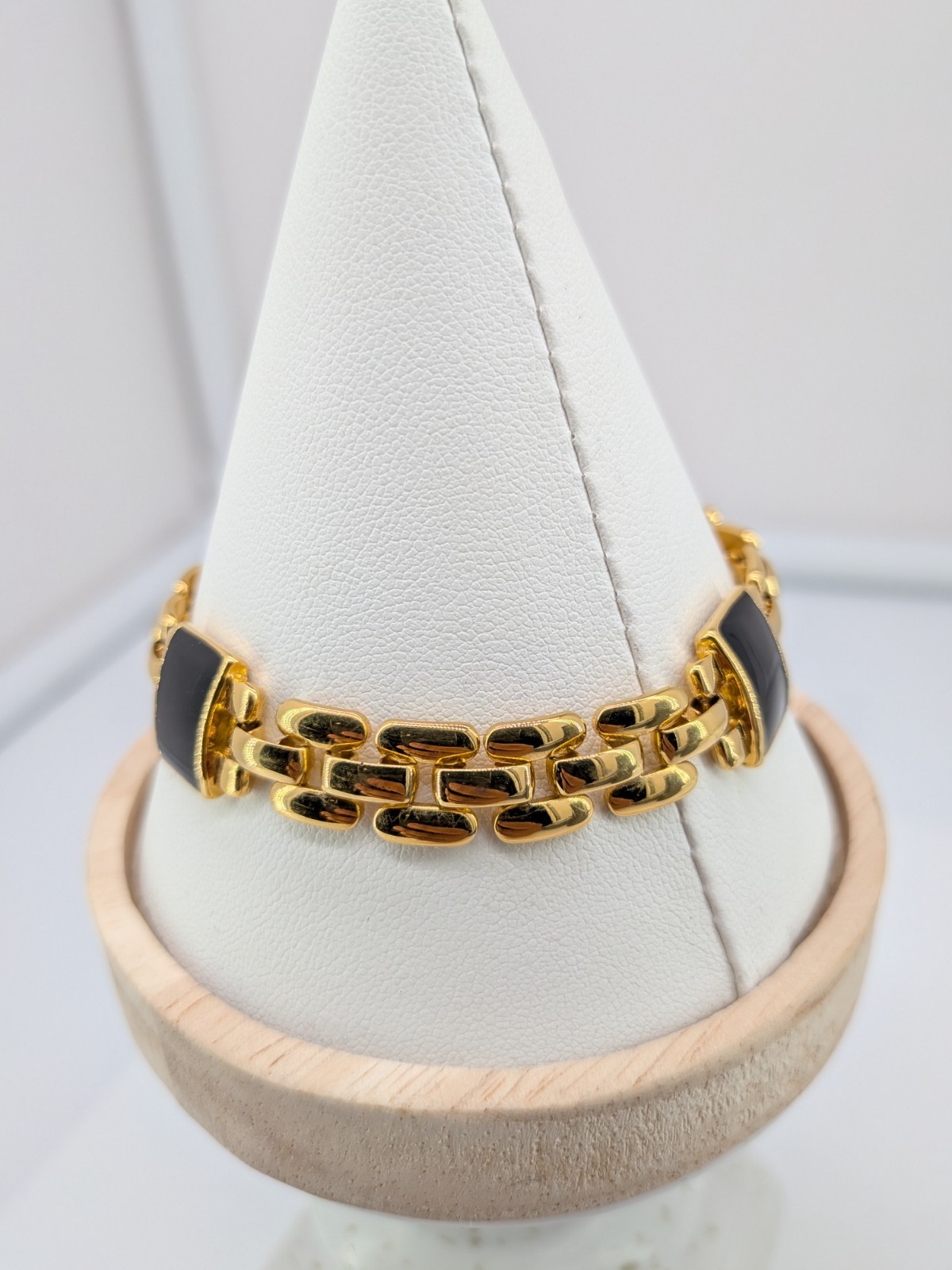 Trifari Signed Gold Tone Black Station Link Bracelet 7.25 in Vintage Designer