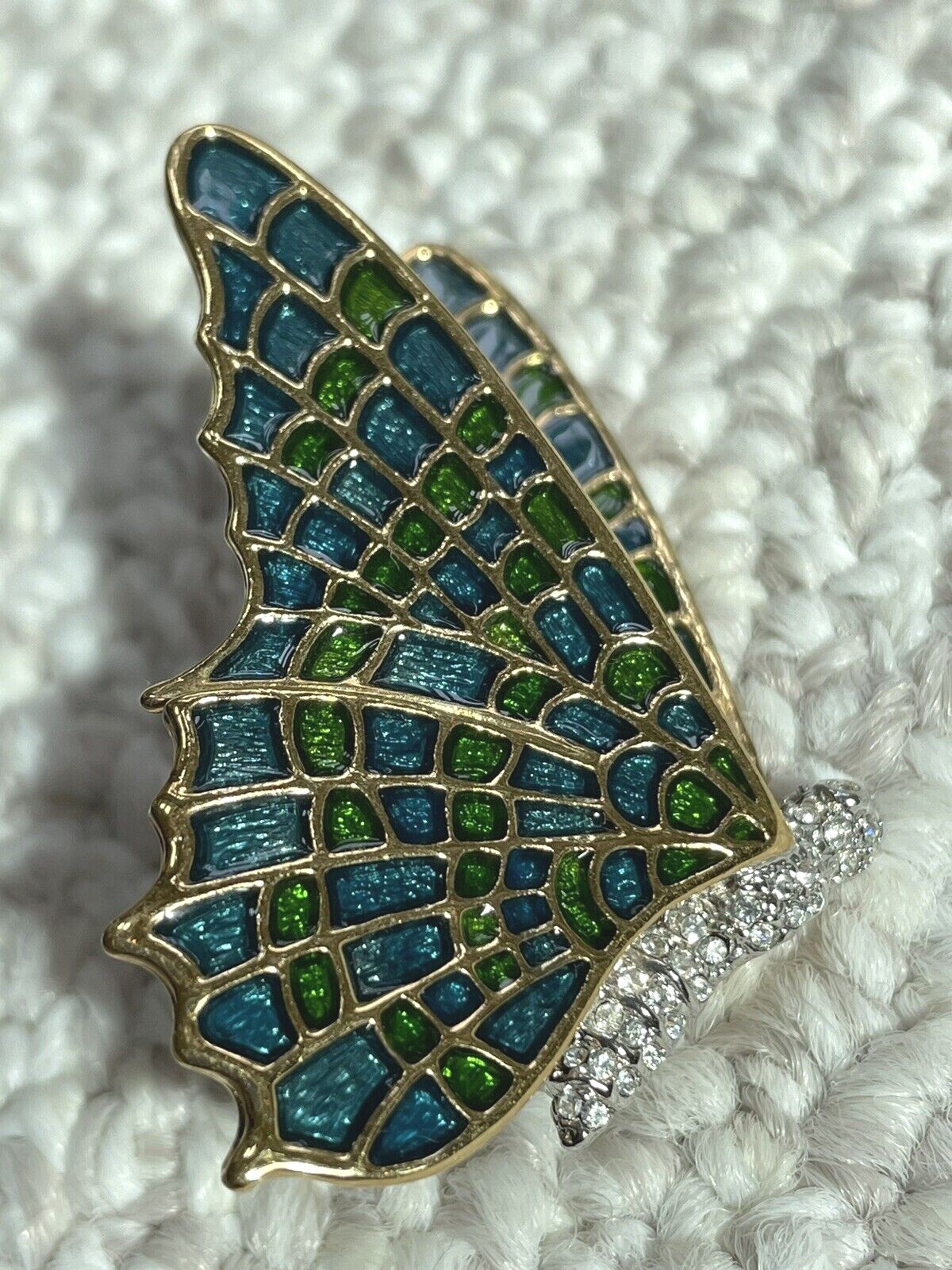 KJL KENNETH JAY LANE SIGNED Gold tone PEACOCK BUTTERFLY BROOCH with Crystals