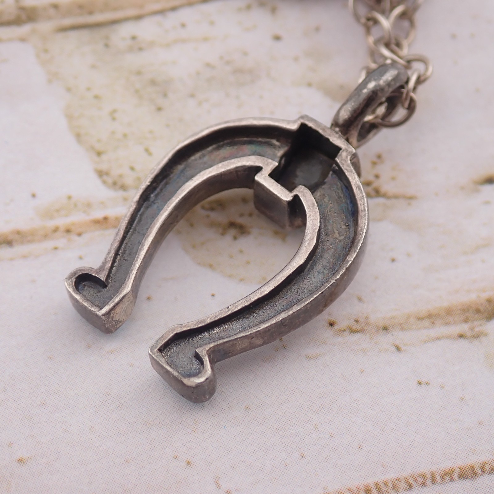 VTG Southwestern Sterling Silver Turquoise Horseshoe 16″ Toggle Necklace 7.9 gr