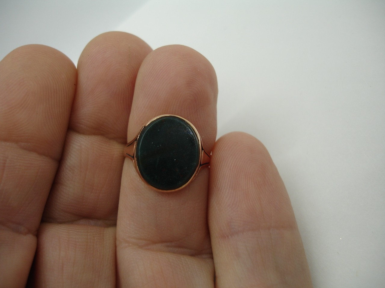 Antique Art Deco 9K Gold Bloodstone RING geometric signet band w red 3.3g sz 6.5