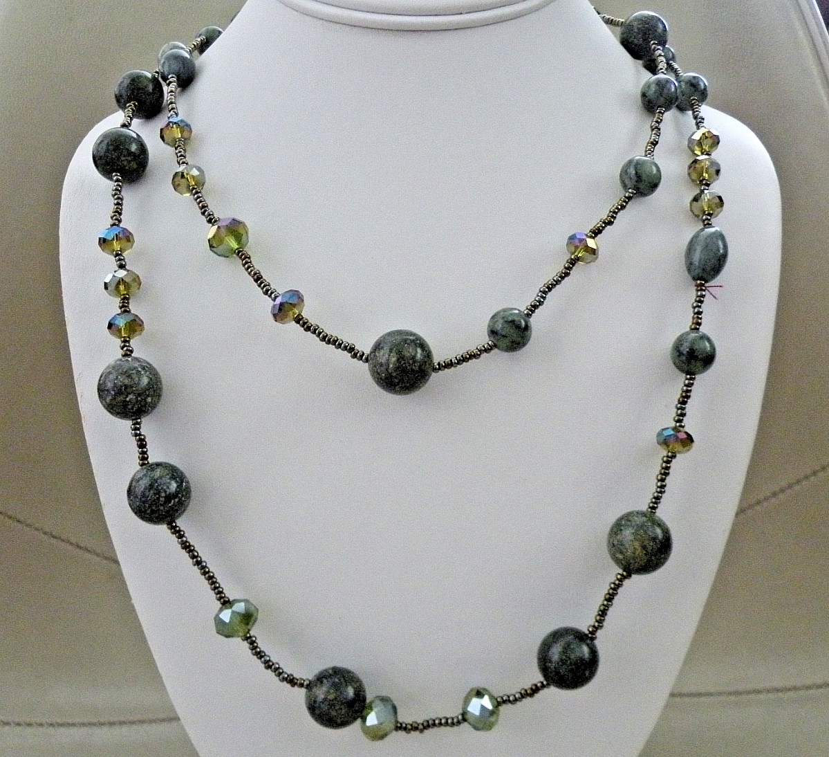 Marbled Green Nephrite Jade? Polished Gemstones Faceted AB Crystal Necklace 42″