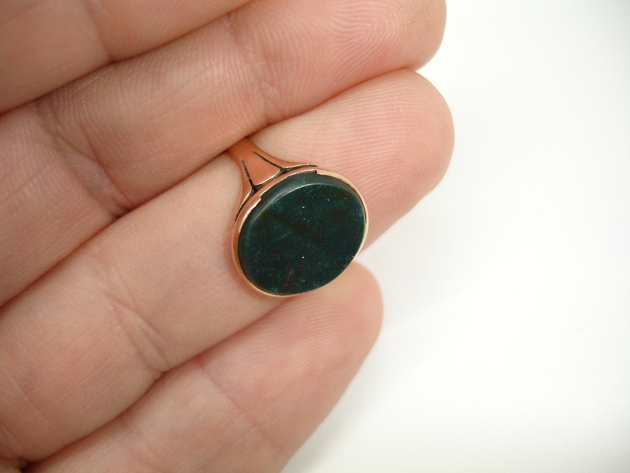 Antique Art Deco 9K Gold Bloodstone RING geometric signet band w red 3.3g sz 6.5