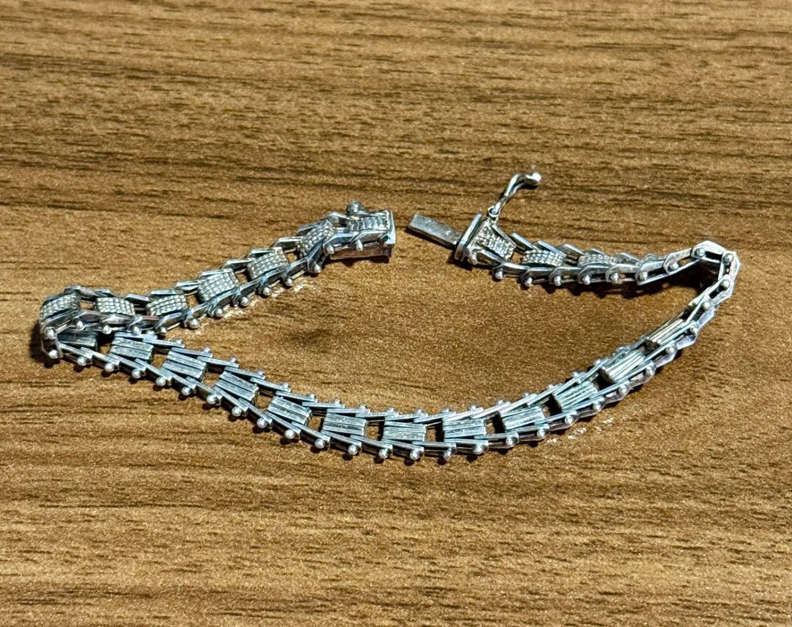 Vintage Mexican Sterling Silver Articulated Bar and Ball Link Bracelet