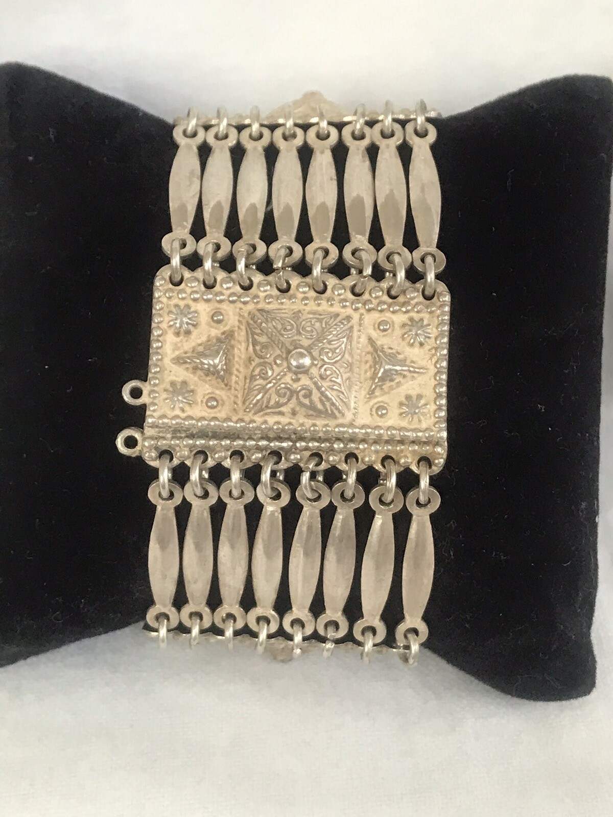 Vintage Sterling Silver Taxco Mexican Mayan Linked BOHO style Bracelet.