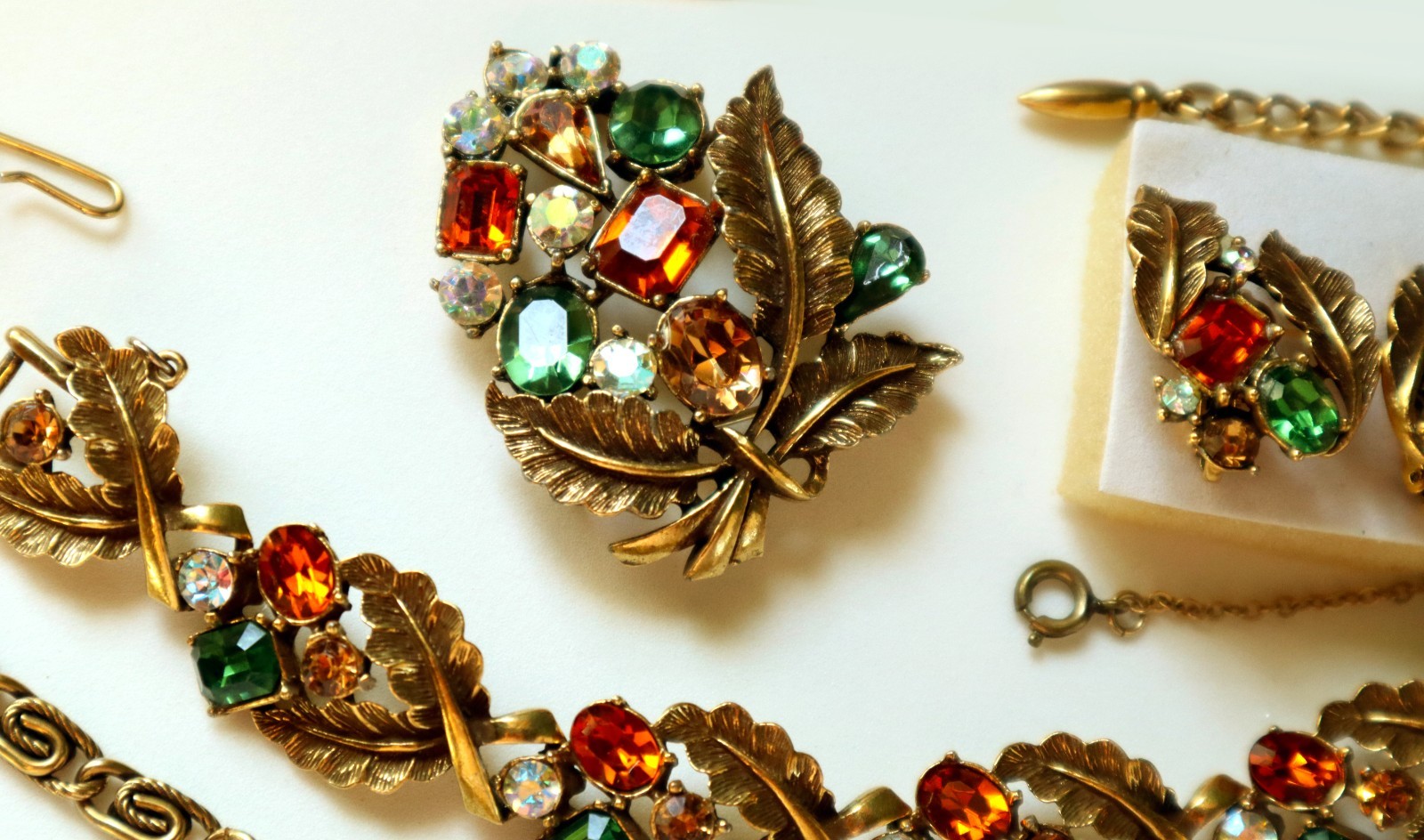 Vintage CORO PARURE Rhinestone Set Fall Colors Necklace Bracelet Earrings Brooch