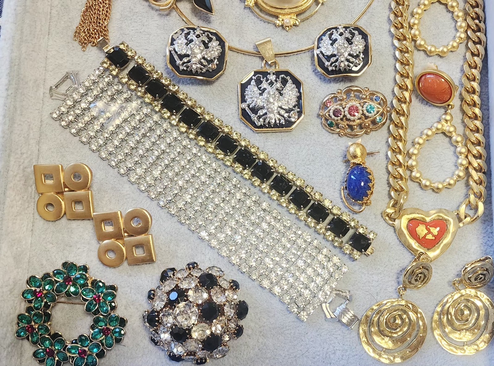 VtgJewelry Lot 20pc Juliana #6786 Joan Rivers Crown Trifari Miriam Haskell C855