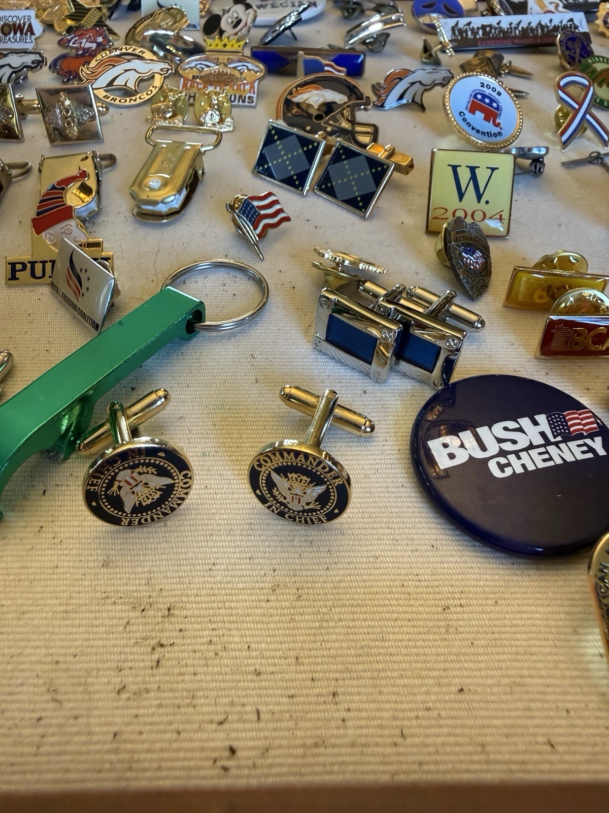 Huge Vintage Men’s Accessories Pins Memorabilia Cuff links Sports Political Tie