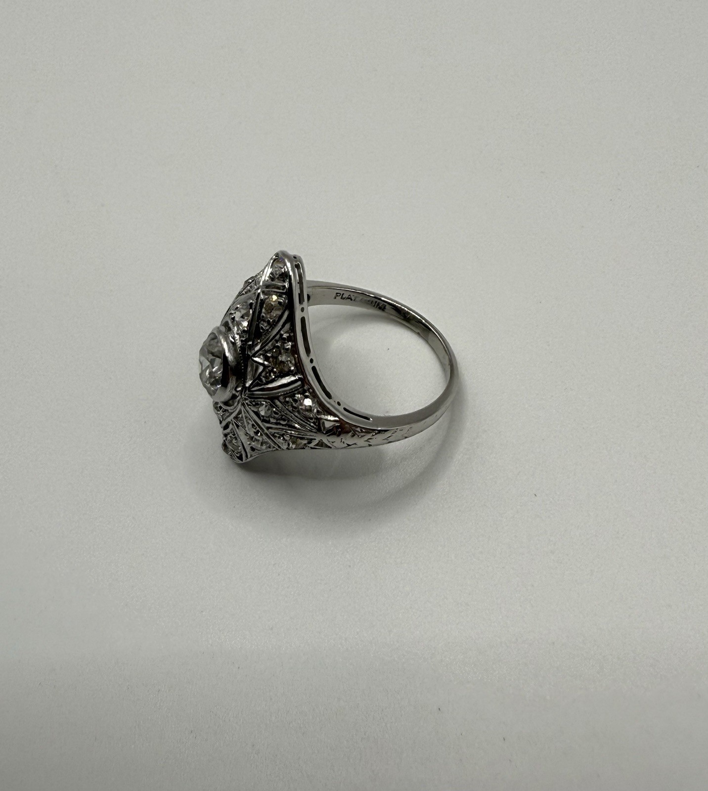 Antique Art Deco Edwardian Platinum & Diamond Ring – Filigree Old European Cut