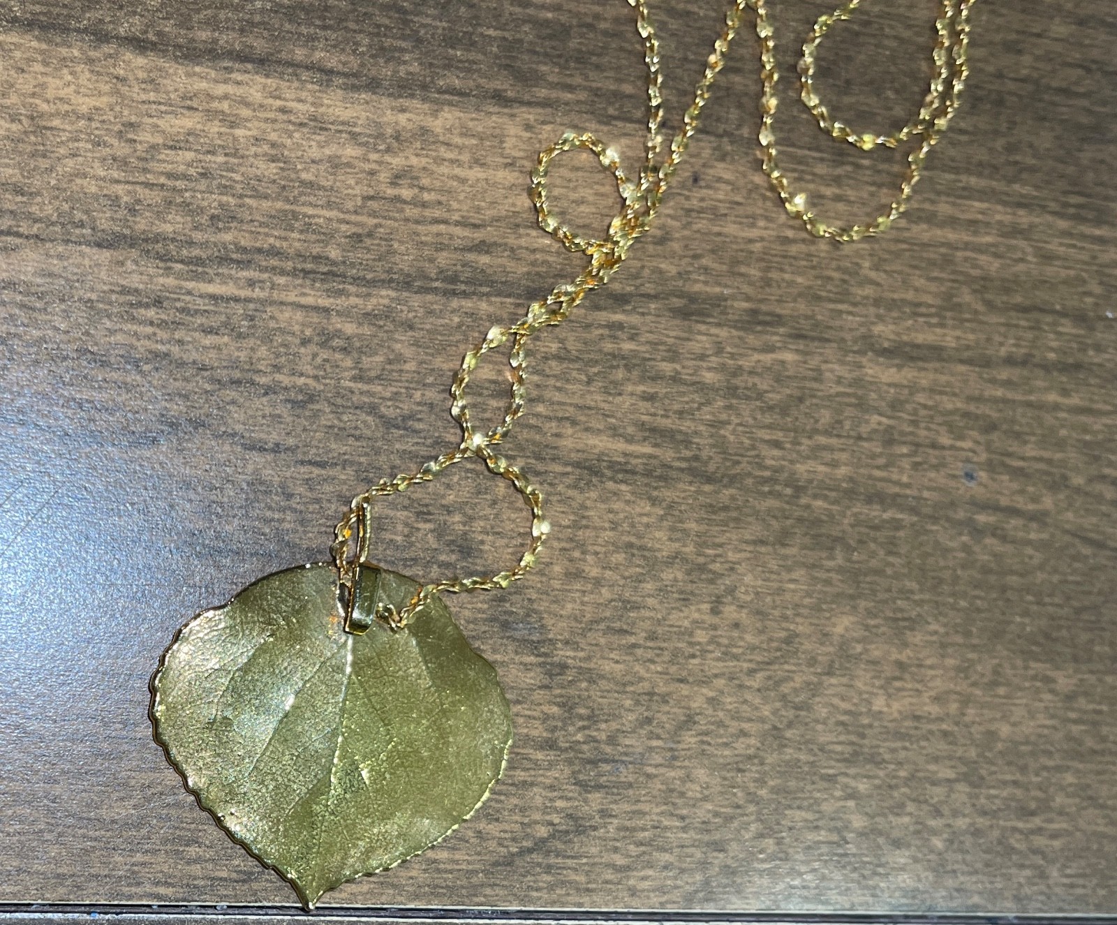 Vintage Gold Plated Leaf 17″ Necklace