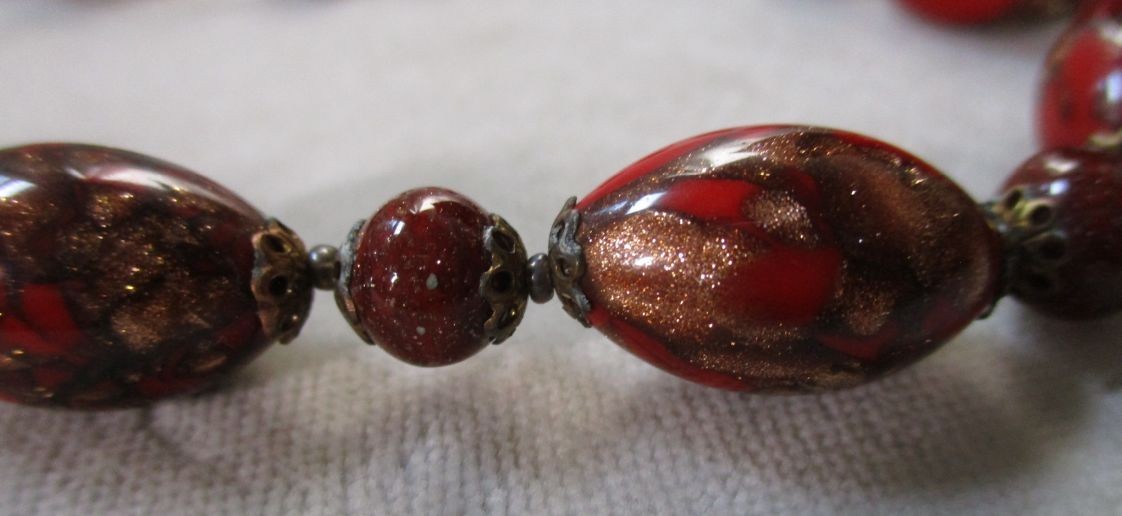 Vintage Dramatic Dark Red Aventurine Venetian Foil Art Glass Bead Necklace