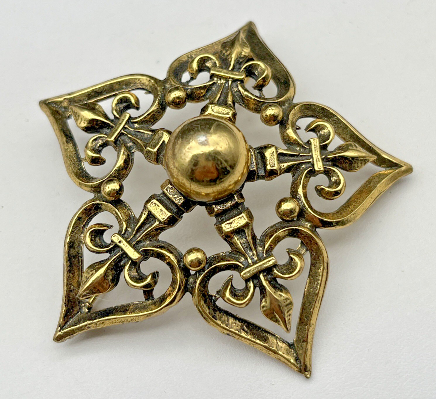 Vintage Large Domed ZENTALL Gold Tone Estate Brooch Star Spades or Hearts NICE!!