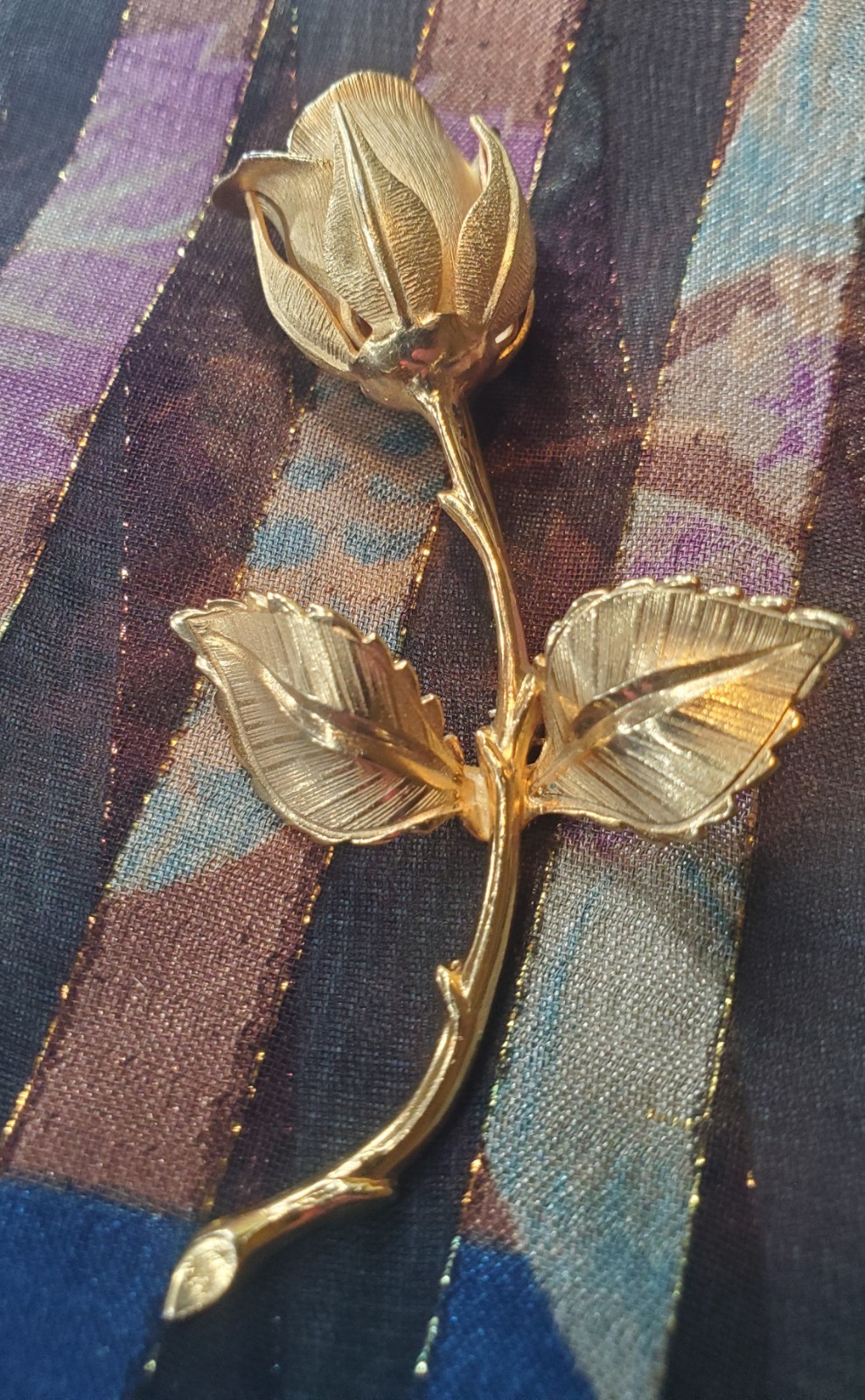 Vintage Giovanni Rose Brooch Gold Tone Symbol of Love Pin 1960s Floral Signed