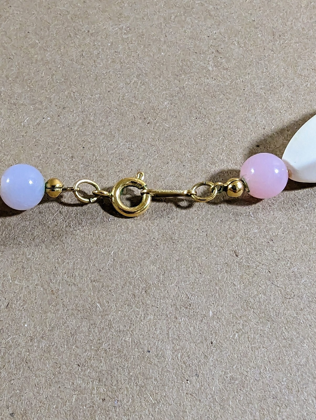 Vintage Twisted Off White & Pastel Pink Green Purple Beaded Necklace 28″ + White
