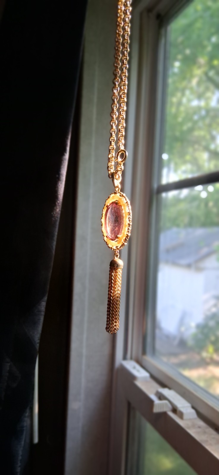 Avon Vintage Gold Tone Amethyst Glass Tassel Necklace Measurements:Chain Length: