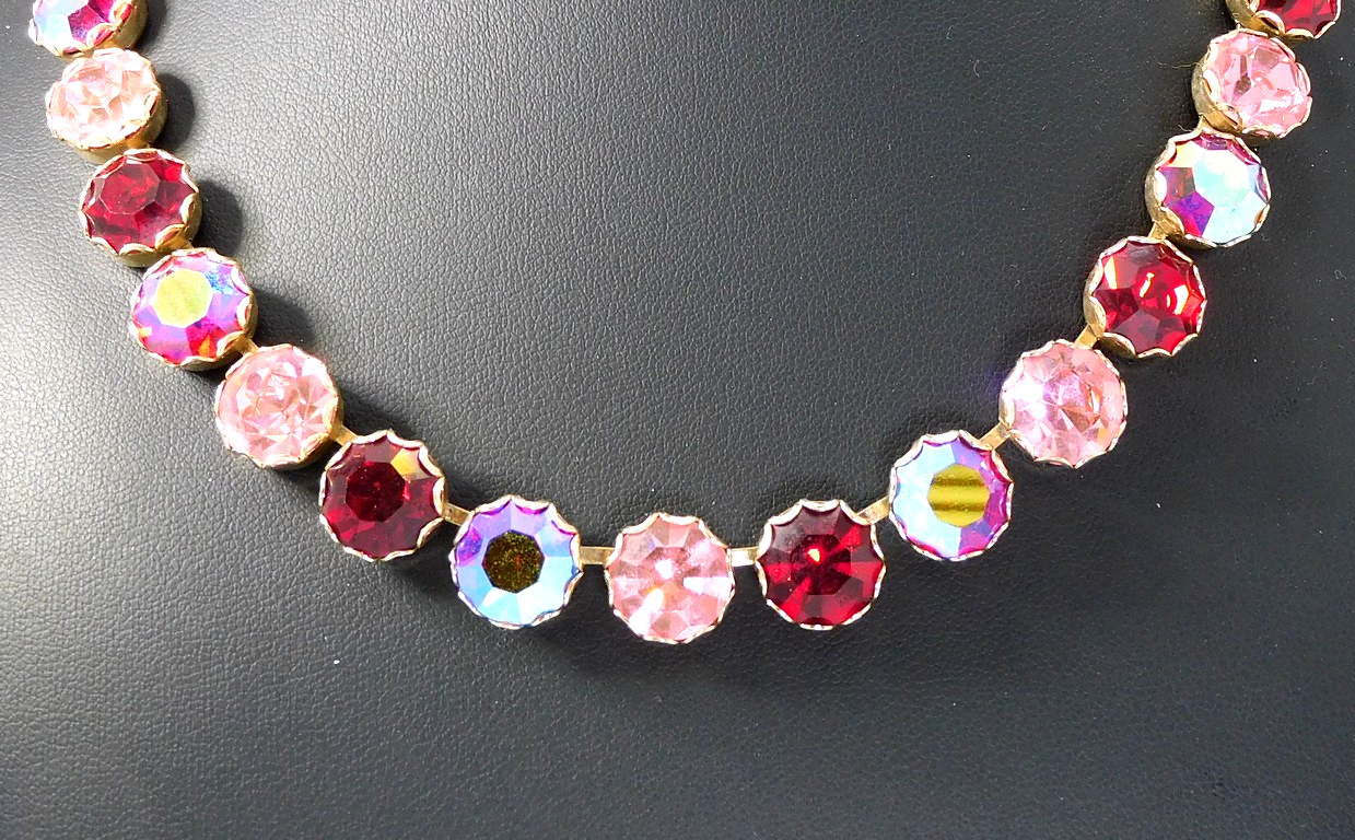 Vintage WEISS Pink Red AB Loop Prong Set Rhinestone Necklace Adjustable to 17″