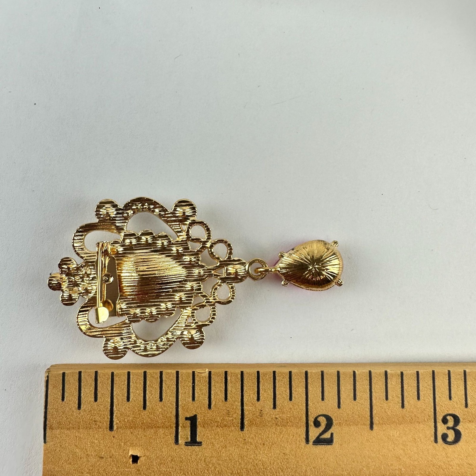 Crystal Brooch Pinkish Red Victorian Style Gold Tone