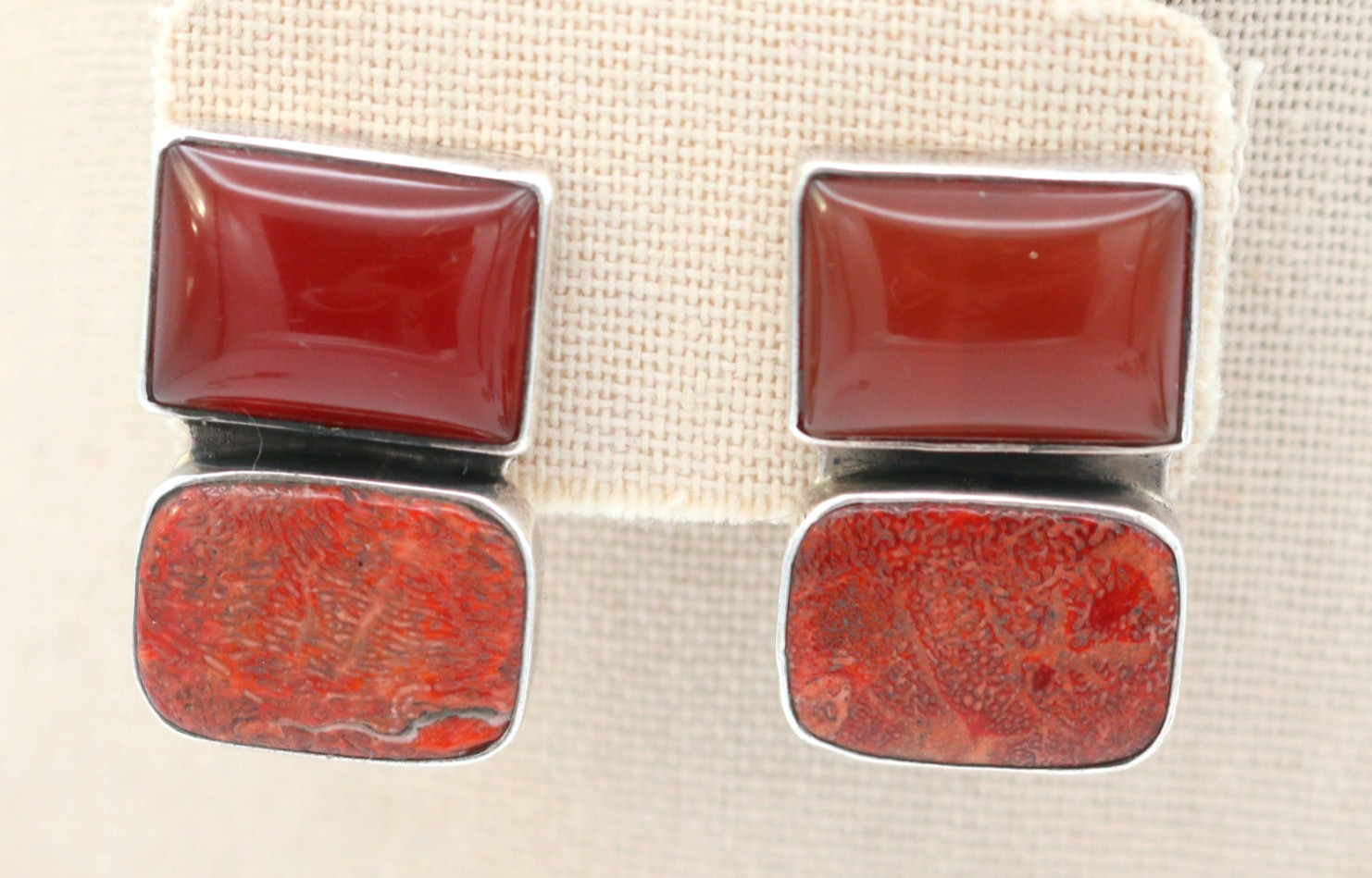 Vintage AMY KAHN RUSSELL AKR Sterling Silver Red Carnelian Sea Bamboo Earrings