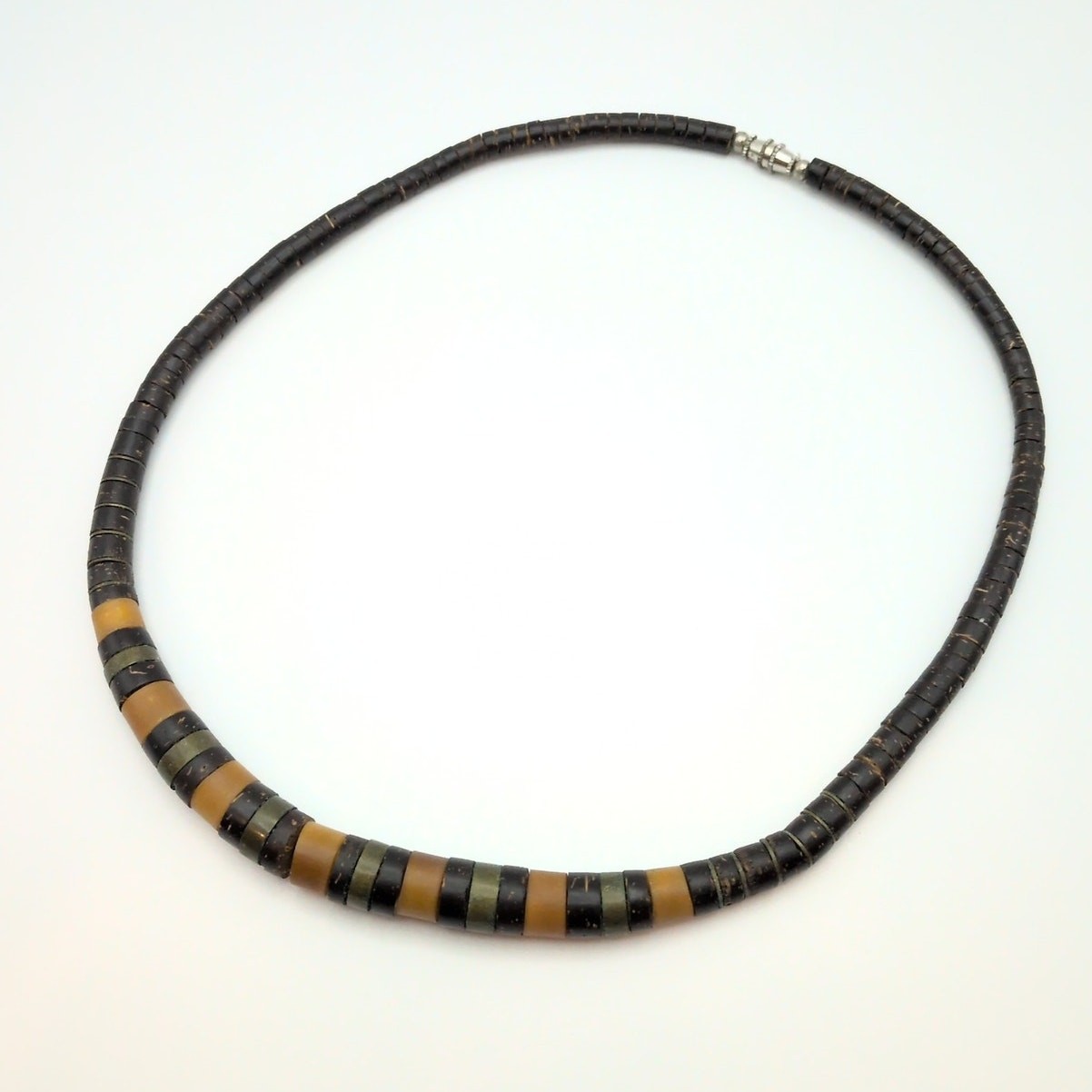 VTG Brown Coconut Orange Heishi Graduated Beaded Necklace Shell Metal 18.5in
