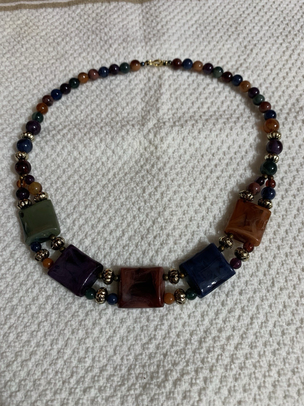 Vintage Multicolor Acrylic Chunky Faux Stone Choke Gold Tone Beaded Necklace 19″