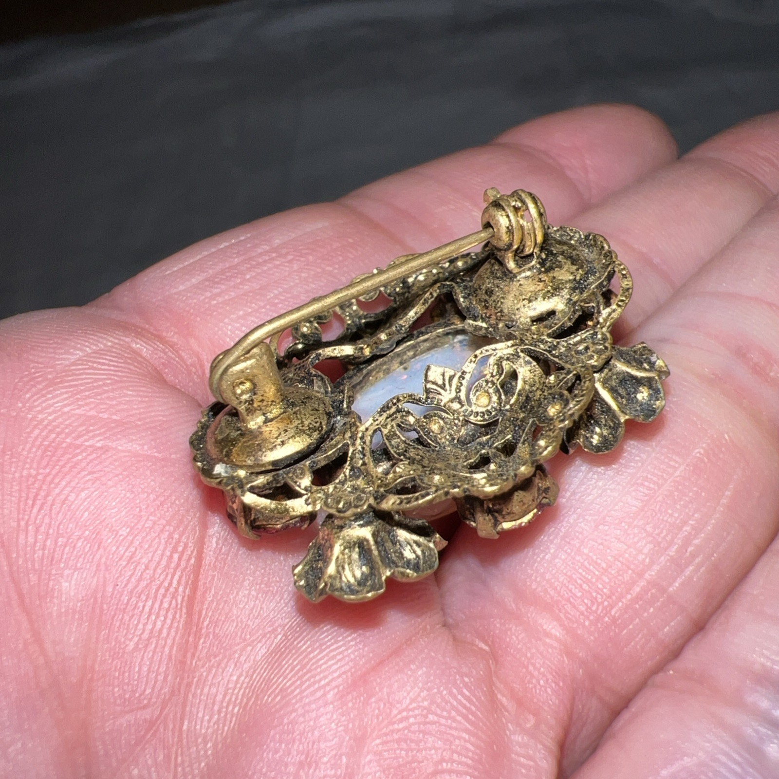 VTG Austrian Style Art Glass Opal Cabochon Pink Rhinestone Filigree Brooch