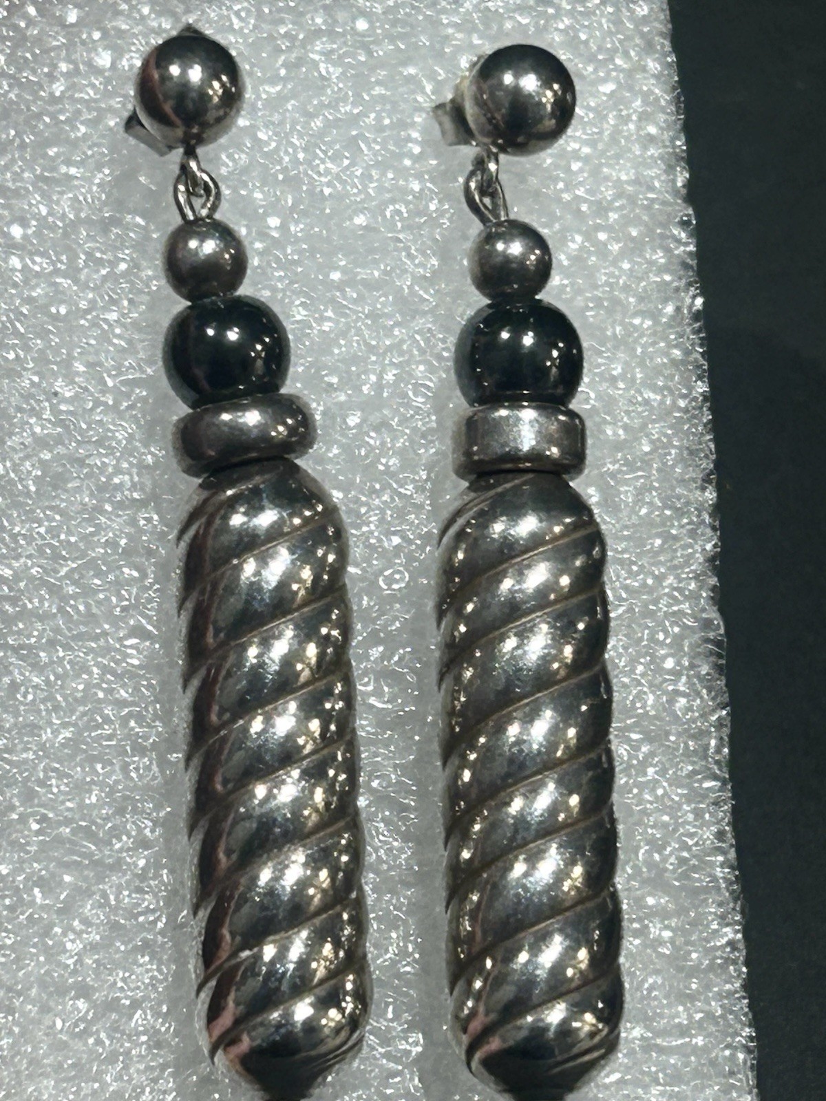 Vntg Native American Sterling Silver Twist Drop Earrings With Hematite Bead 8 Gr