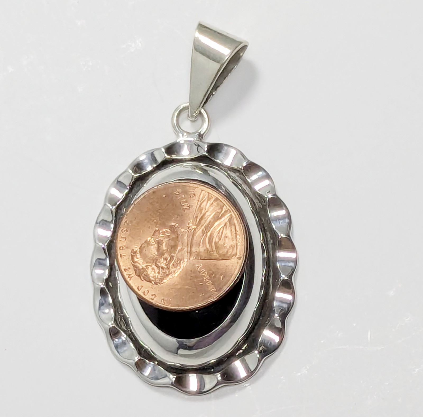 925 Mexico Sterling Silver Black Onyx Pendant 16 grams Preowned