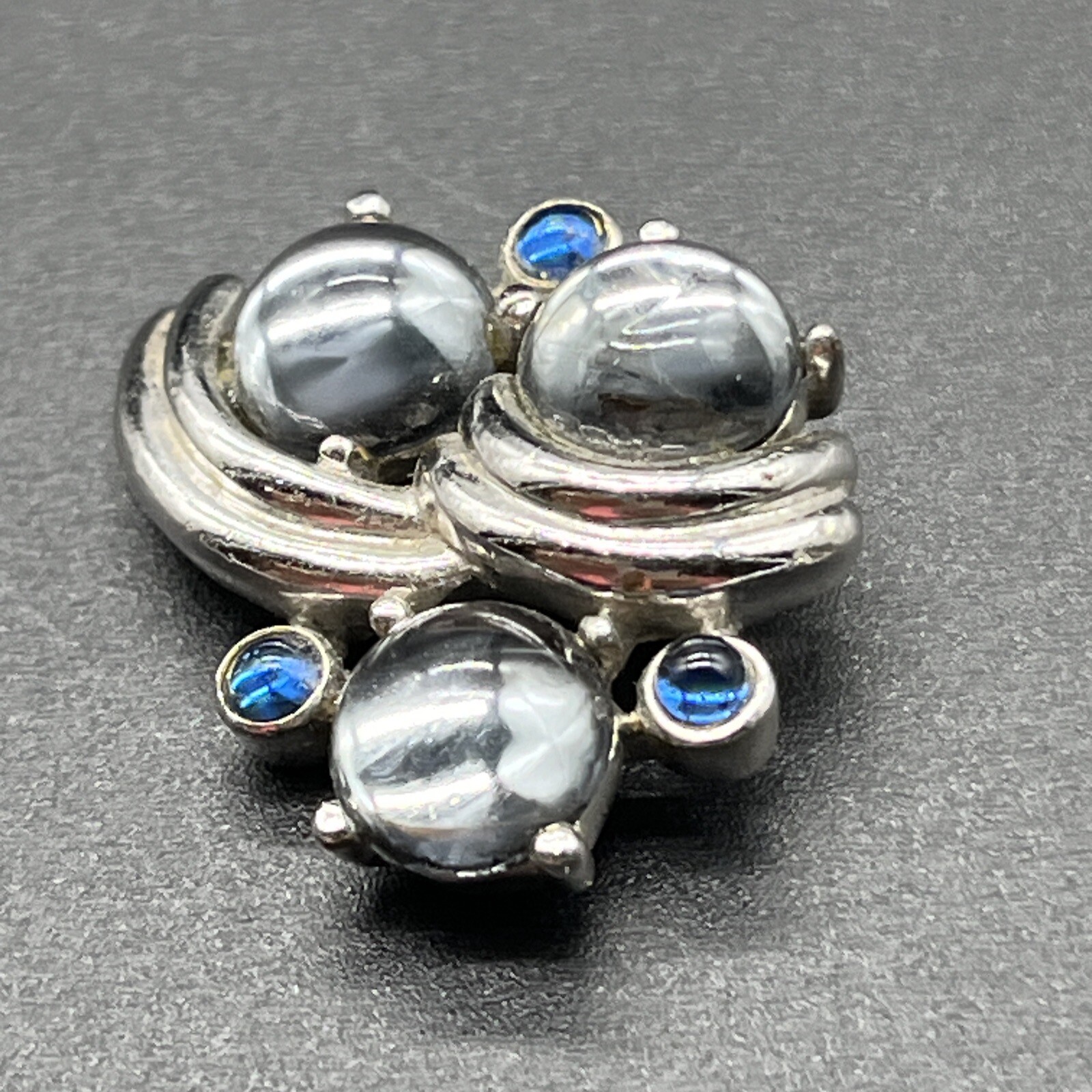 Vintage Gripoix Glass Clear & Blue Cabochon Silver Tone Pendant