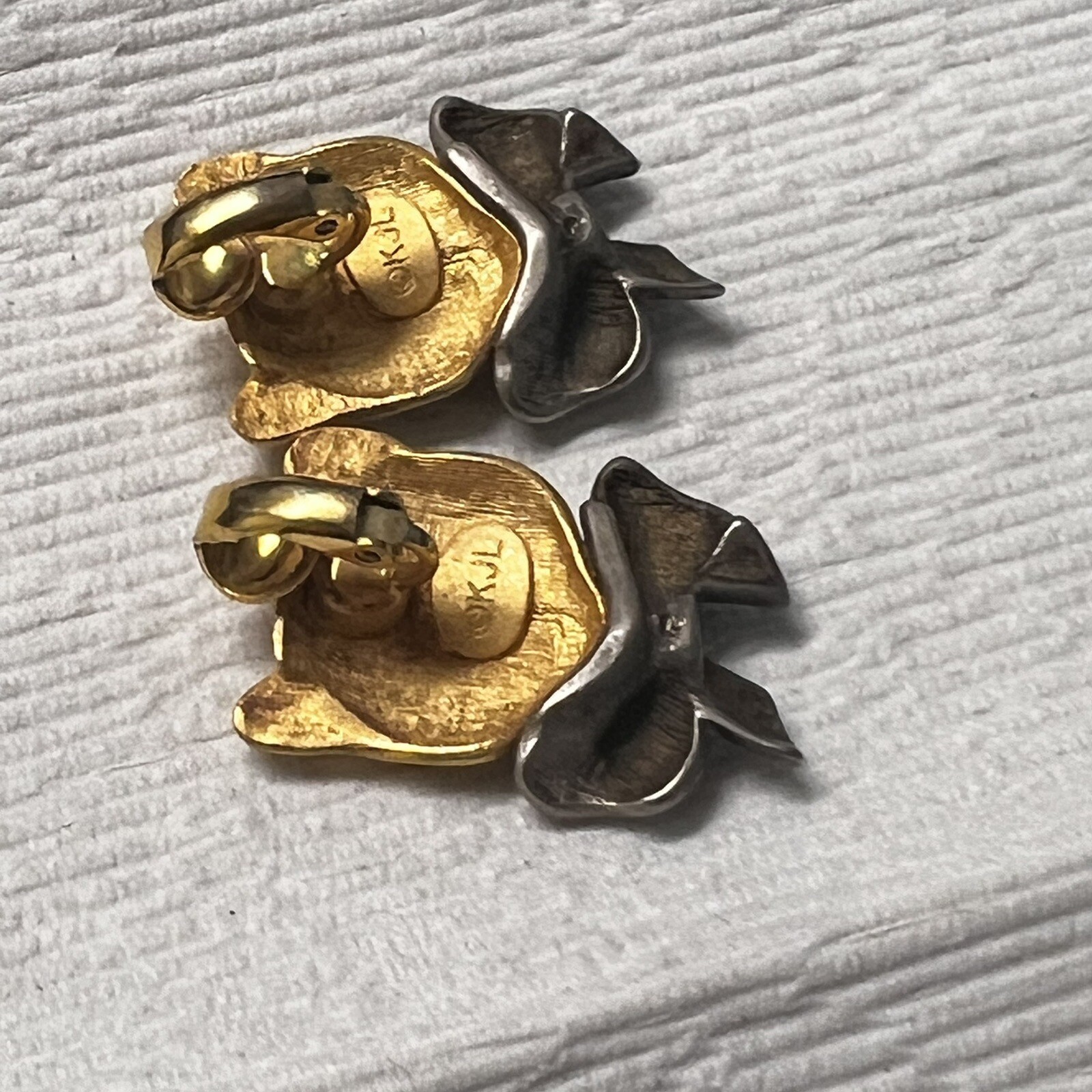 RARE 1960s KJL Kenneth Jay Lane Panther With Bow Clip On Earring Vintage Signed