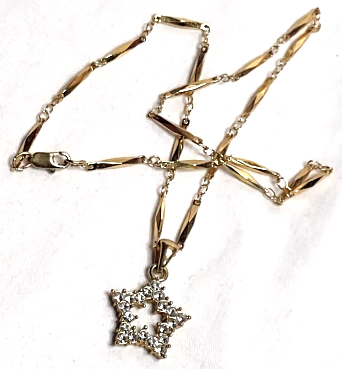 VTG 3/4″ Star Necklace 18″ Crystal Clear Rhinestones Gold Tone Metal Unmarked