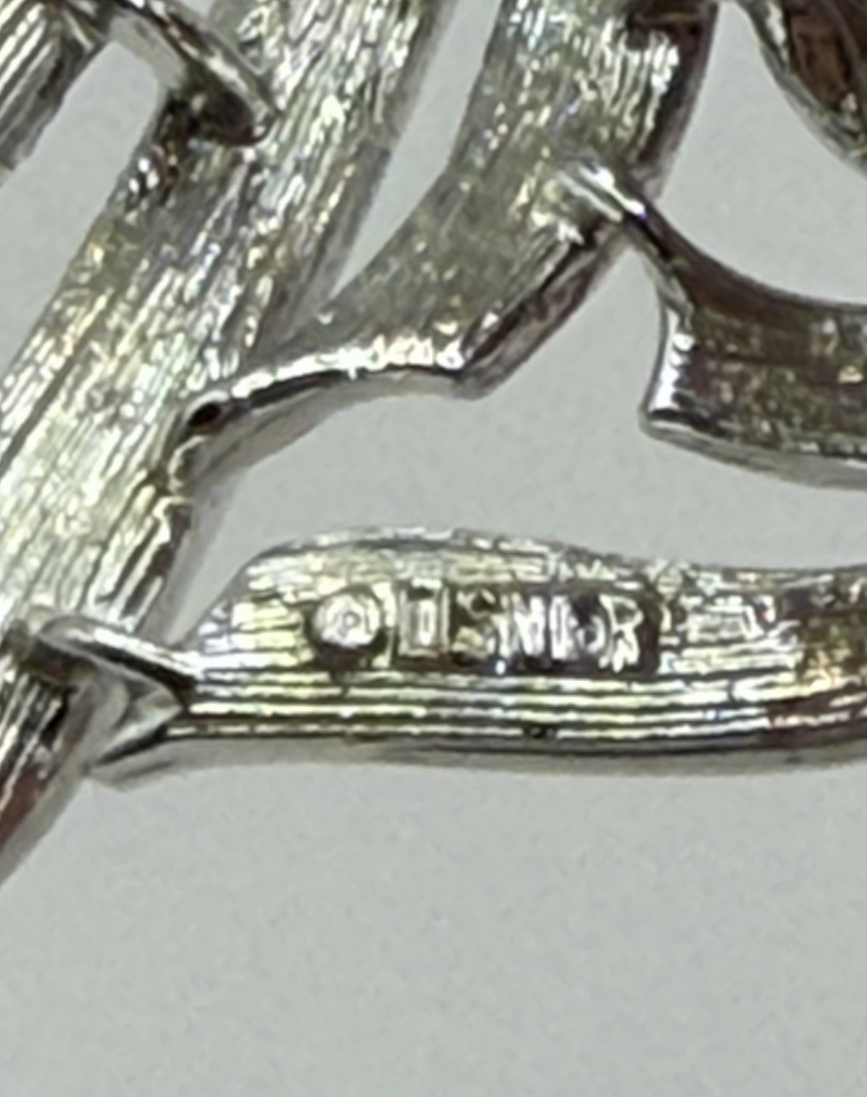 Vintage Lisner Silver Tone Brooch And Matching Earrings Signed