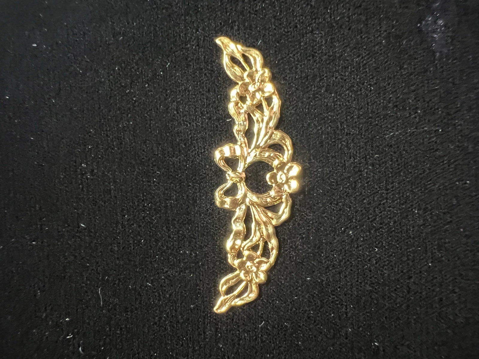 Large Vintage Gold Plated Brass Stamping Bows/Floral Sconce for Jewelry/Crafting