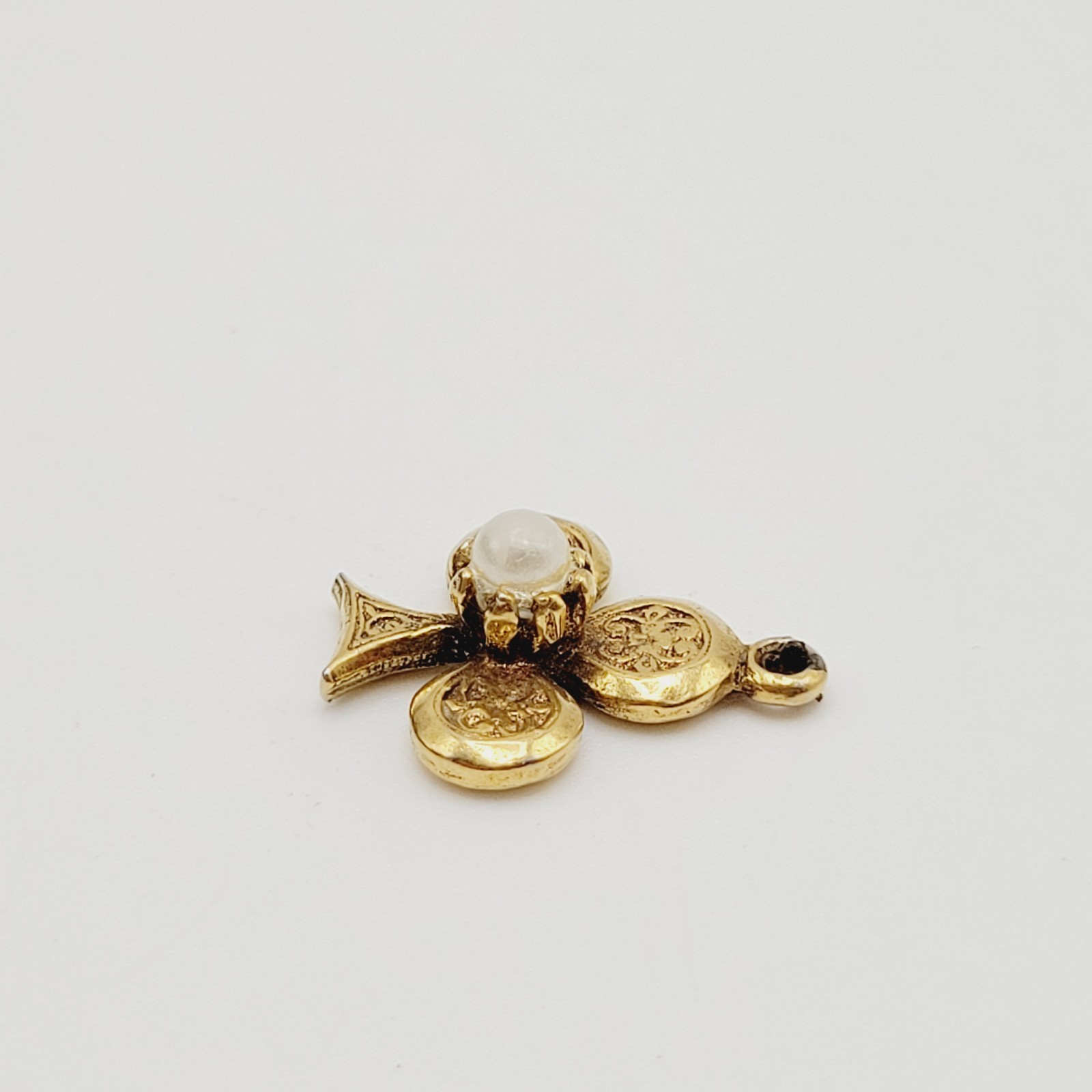 Clover Trefoil Shape Baroque Revival Vintage Gold Tone Faux Pearl Charm Pendant