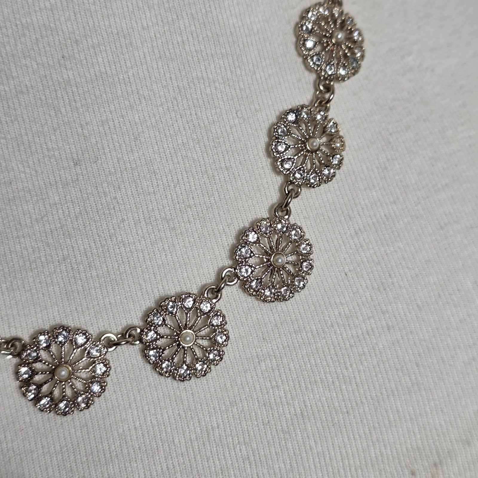 Banana Republic Stylized Daisy Bib Necklace Silver Tone with White Rhinestones