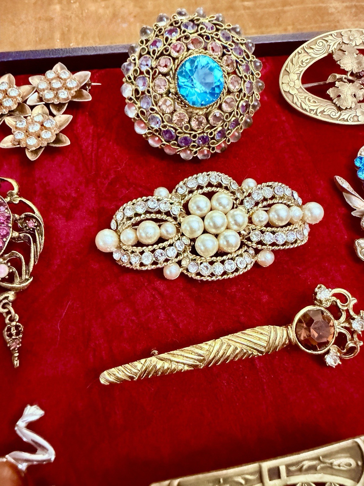 HUGE Vintage Mod Rhinestone Jewelry Lot High End Schreiner Weiss Eisenberg +