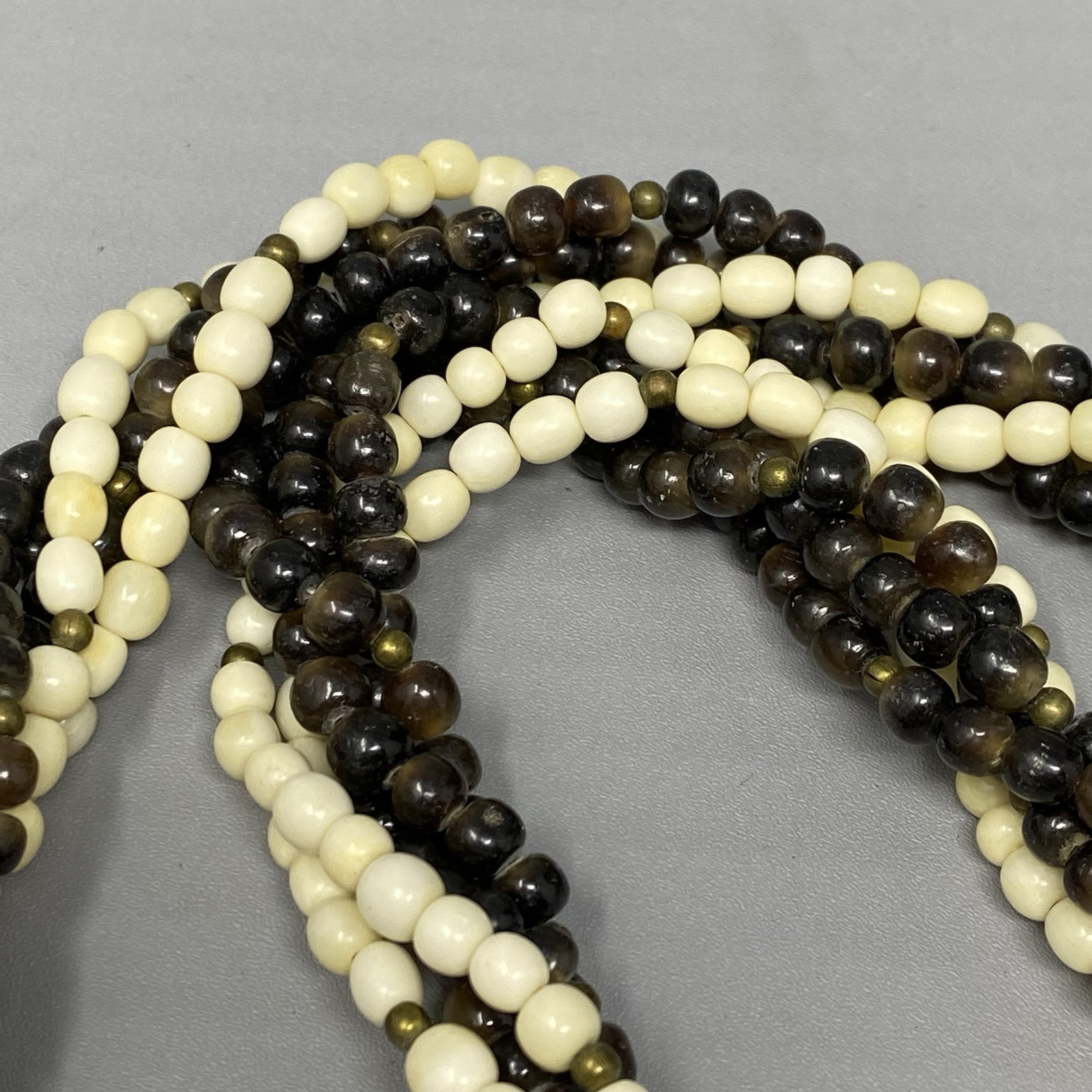 Torsade Twist Necklace Brown White Beads Glass Shell Beach Bohemian Collar 22″