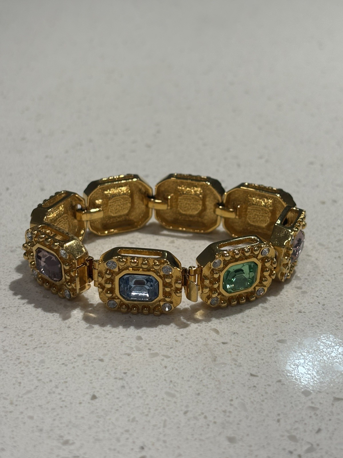 Signed KJL Kenneth Jay Lane Multi Color Cut Glass Crystal Bracelet Gold Chain