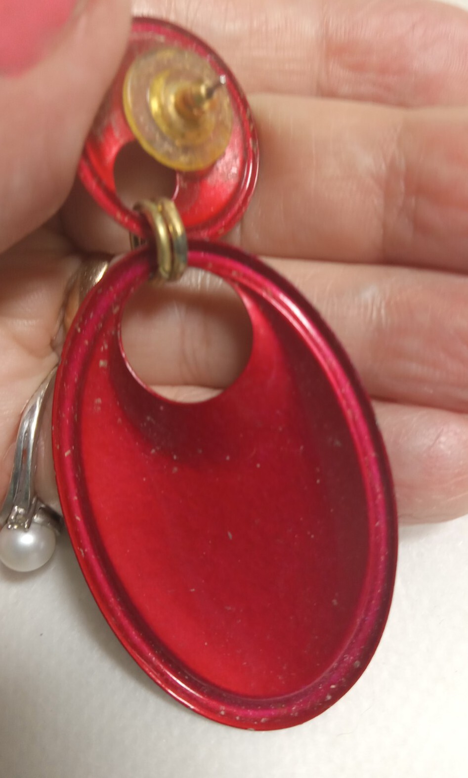 1980’s Vtg Earrings Door Knocker Candy apple Red Hologram Design GoGo Girls Glam