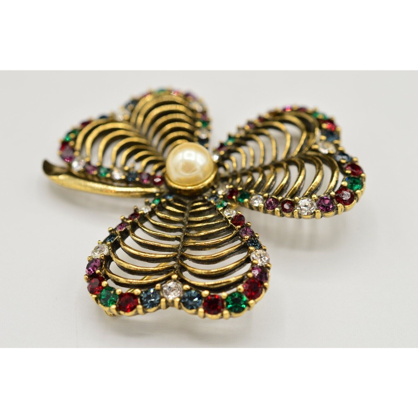 Vintage Crystal Clover Pin Brooch Antiqued Gold Red Green Chunky 1980s Bin5