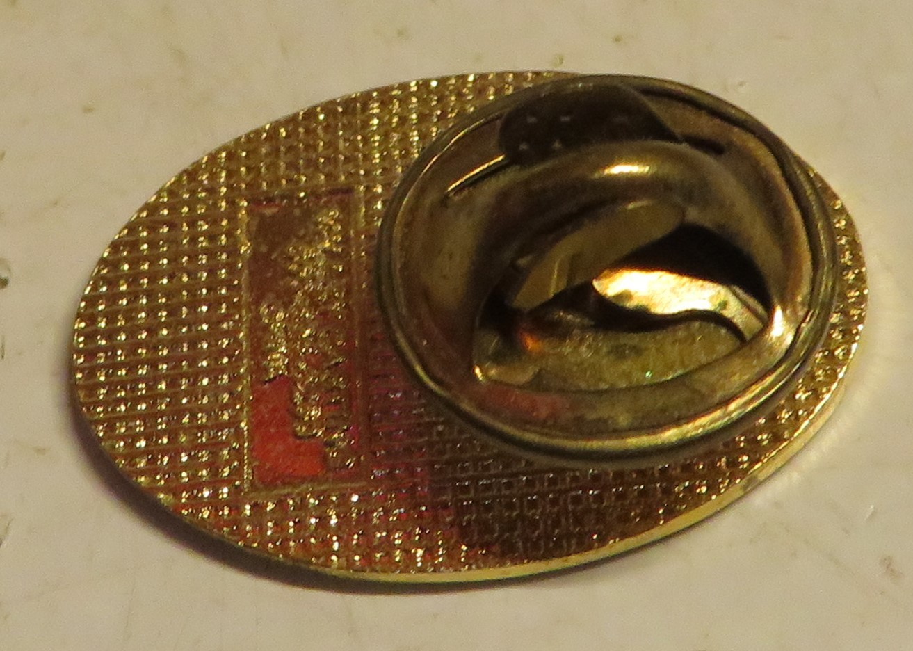 Pink Iris Rose Flower Cross Gold Tone Vintage Lapel Pin Valley Casting Hat 7/8″T
