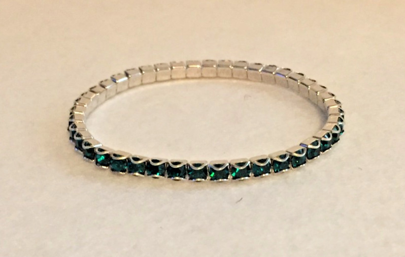 TOUCHSTONE SWAROVSKI CRYSTAL MAY EMERALD BIRTHSTONE STRETCH BRACELET NWT