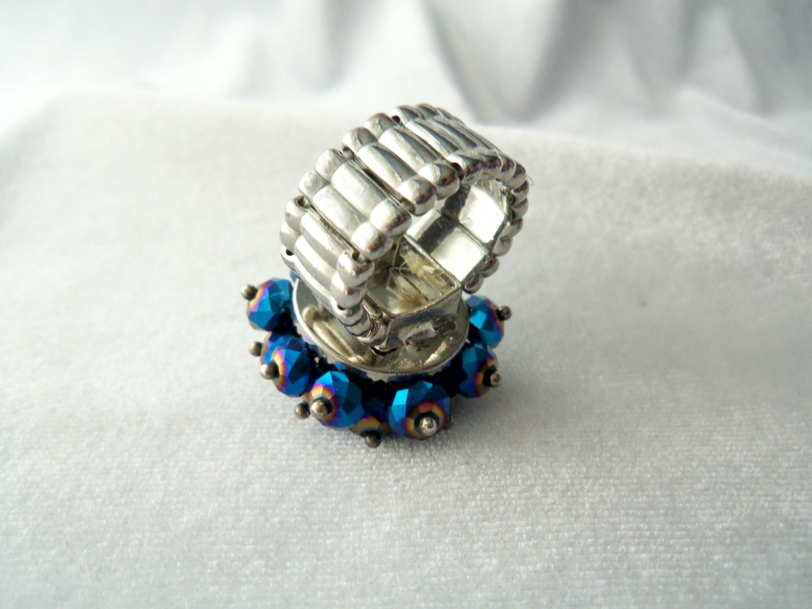 Iridescent Blue Crystal Bead Cluster Silvertone Stretch Band Ring