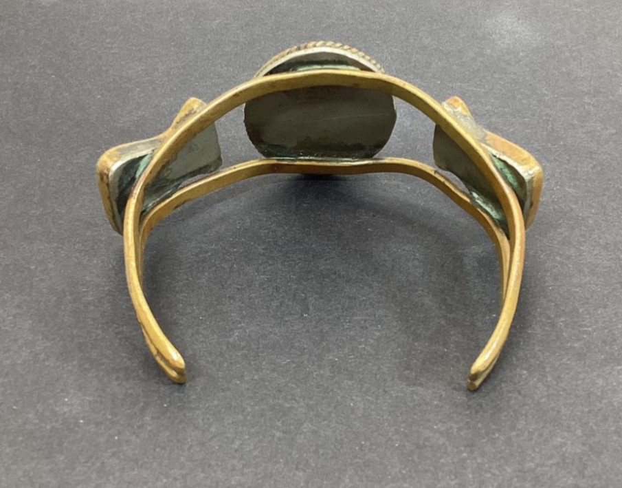 Vtg Southwestern Style Cuff Bracelet Oval Sand Agate & Mother Of Pearl Inlayed