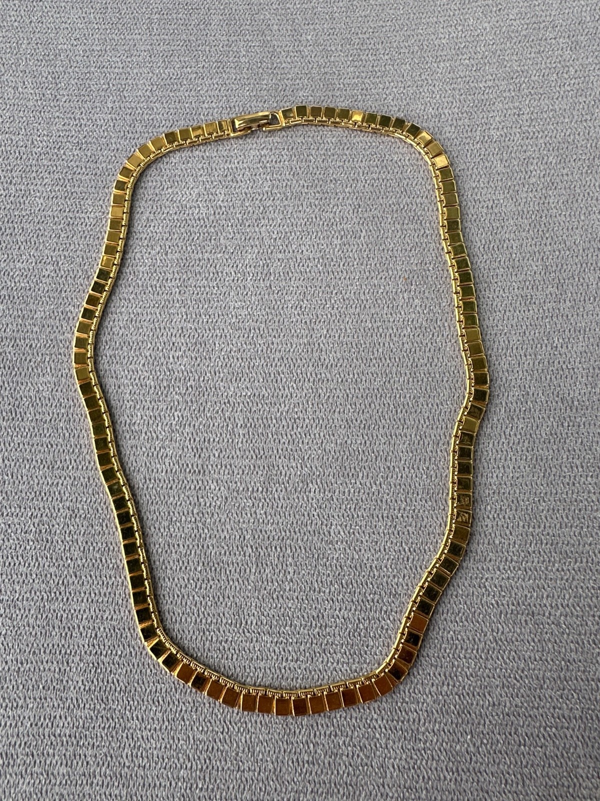Vintage MONET Gold Tone Chain Flat Square Link 16.5″ Super Shiny Nice Quality