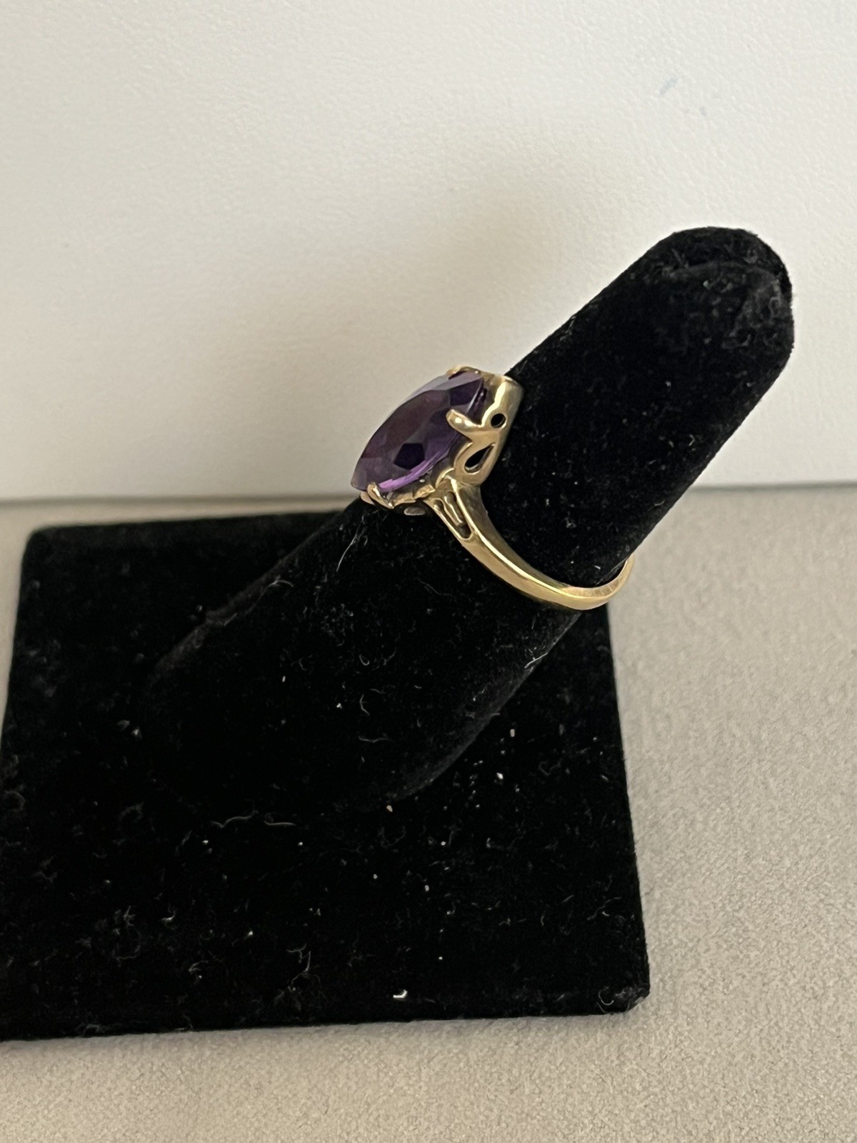 Vintage Antique Art Deco 10Kt Yellow Gold Synthetic Purple Sapphire Ring 6.0sz