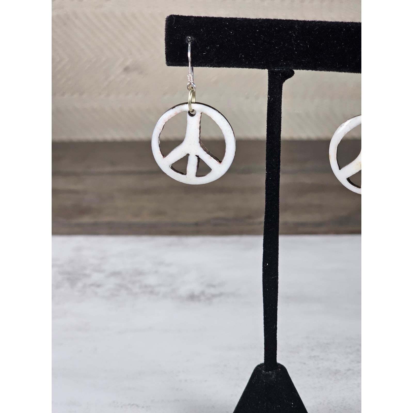 Vintage Peace Sign Dangle Earrings White Brown Two Tone Boho